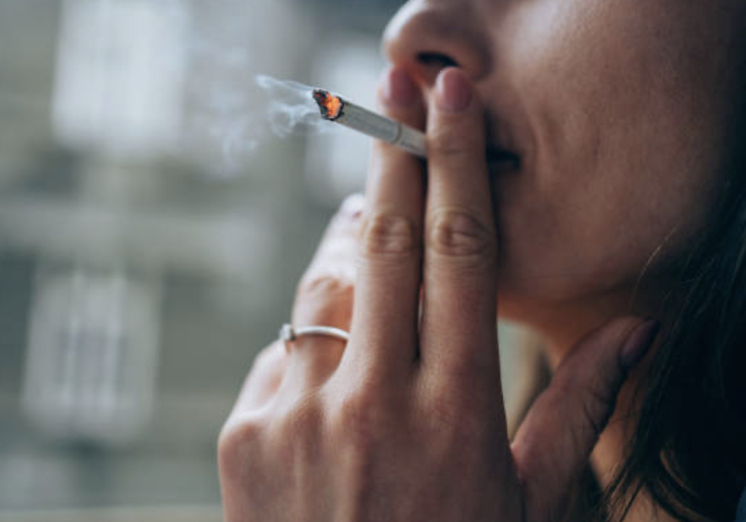 The Effects of Smoking | How it Affects Your Skin, Hair, Mouth, and Mental Health